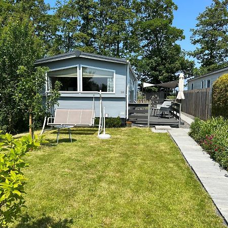Chalet 536 Op Recreatiepark De Wielen Sint Maarten Exterior photo